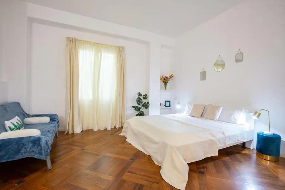 Piazza Martiri Flat Leilighet Cagliari Eksteriør bilde